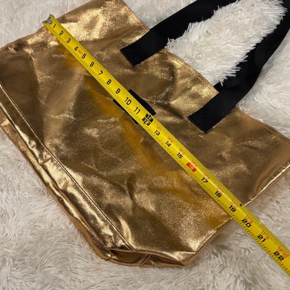 VS PINK Limited Edition Rose Gold Tote Bag - Picture 5 of 11